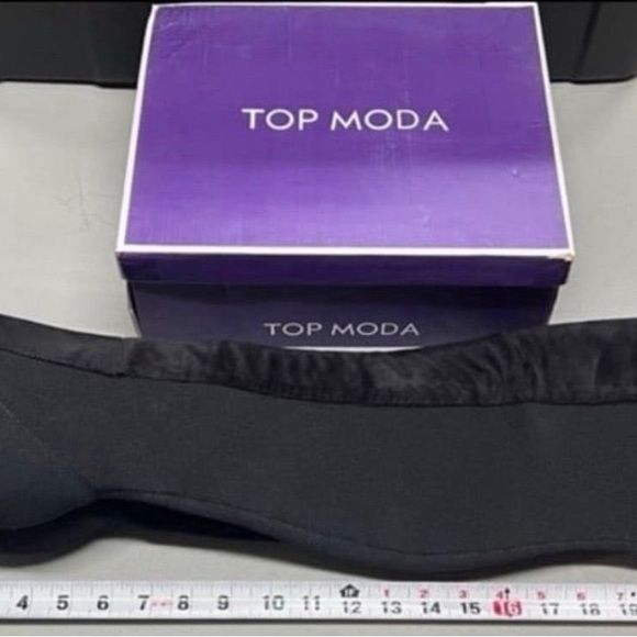 Top Moda Black Knee-High Boots - Picture 3 of 7